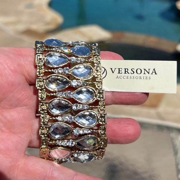 Bracelet Rhinestone Jeweled Sparkle Stretch Statement Goldtone Egyptian Style - Picture 1 of 4